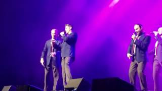 Straight No Chaser - "Run Run Rudolph"