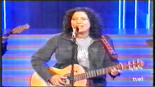 ROSANA GIRA GALA FAO 2002