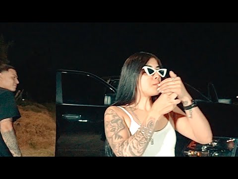 Lady Yeska - Siempre Rolando ft MC Siclo (Video Oficial)