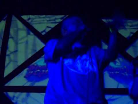 Liric Traffic feat Nola - No Busco Trofeos Ni Medallas