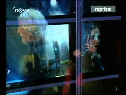 Lucka Bílá a Petr Hapka - Dívám se, dívám
