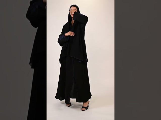 عباية انترنت بتطريز كحلي