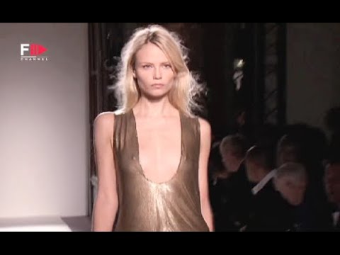 Vintage in Pills BALMAIN Spring 2010 - Fashion Channel