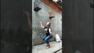 Download lagu Story wa joget lucu ambyar trbaru//story wa joget lucu trbaru mp3