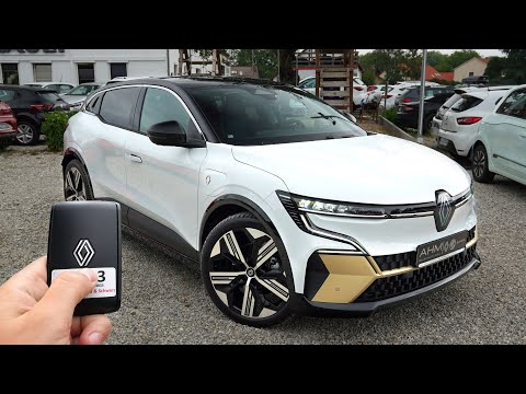 2023 Renault MEGANE E-TECH Iconic (220HP)
