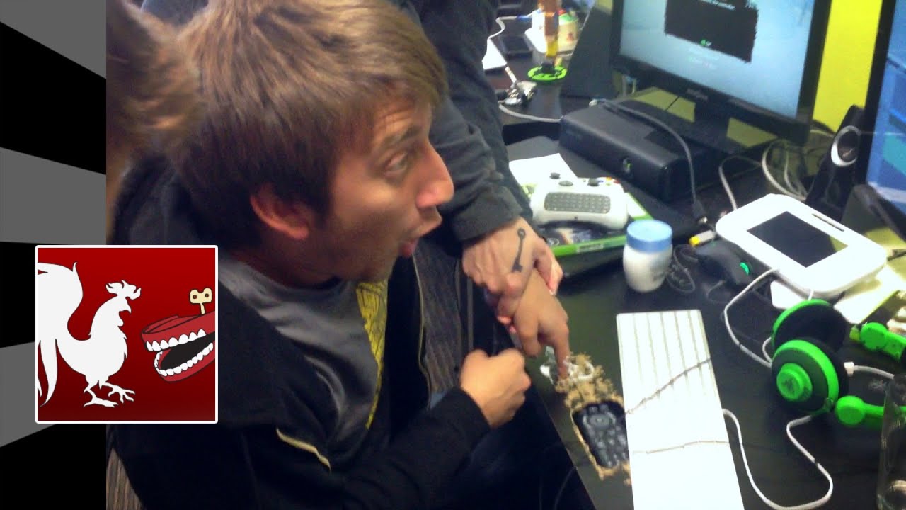 RT Life - Finger in a Desk
