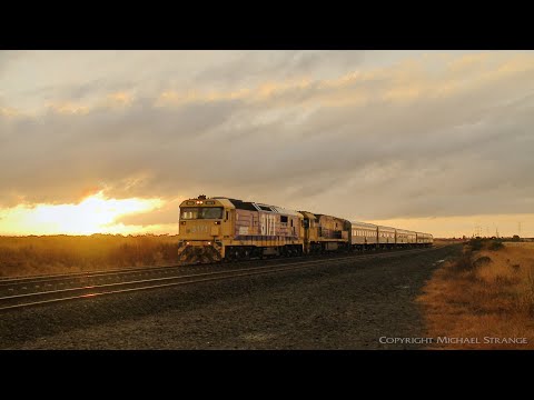 The Overland 6AM8 Rescued By 81 Class Locomotive (10/1/2020) - PoathTV Australian Trains & Railways