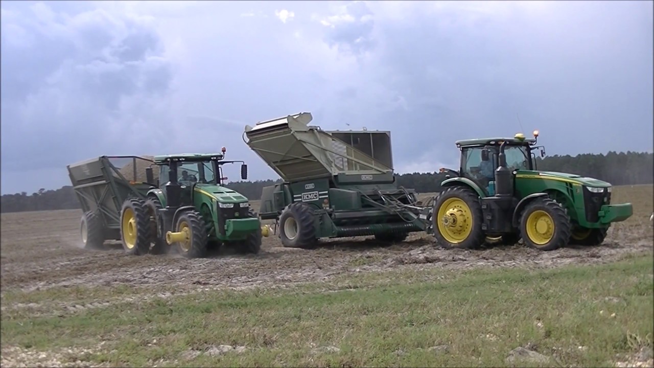 7 JOHN DEERE 8000R TRACTORS PICKING PEANUTS. GREEN CIRCLE FARMS 2018 PEANUT HARVEST PT2
