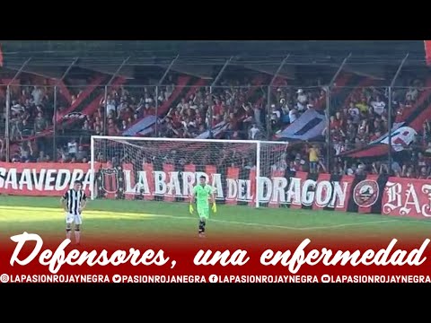 "Defensores, Una Enfermedad | La Barra del Dragón VS Gimnasia de Mendoza | La Pasión Roja y Negra" Barra: La Barra del Dragón • Club: Defensores de Belgrano • País: Argentina