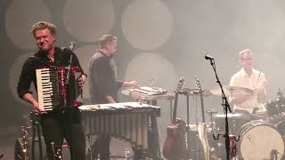 Calexico - Close Behind + Woven Birds (Lyrics Köln)