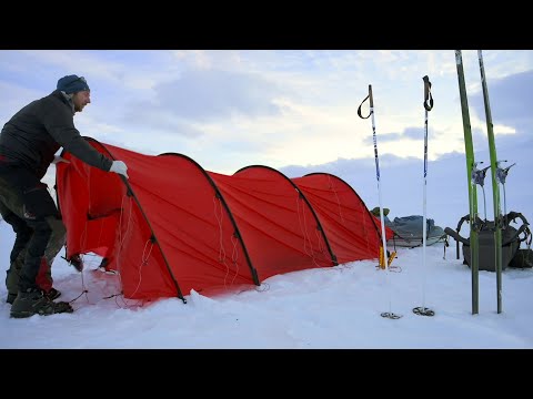 2 MONTH PHOTOGRAPHY EXPEDITION - the equipment I bring | camera gear, solar power, camping gear etc.