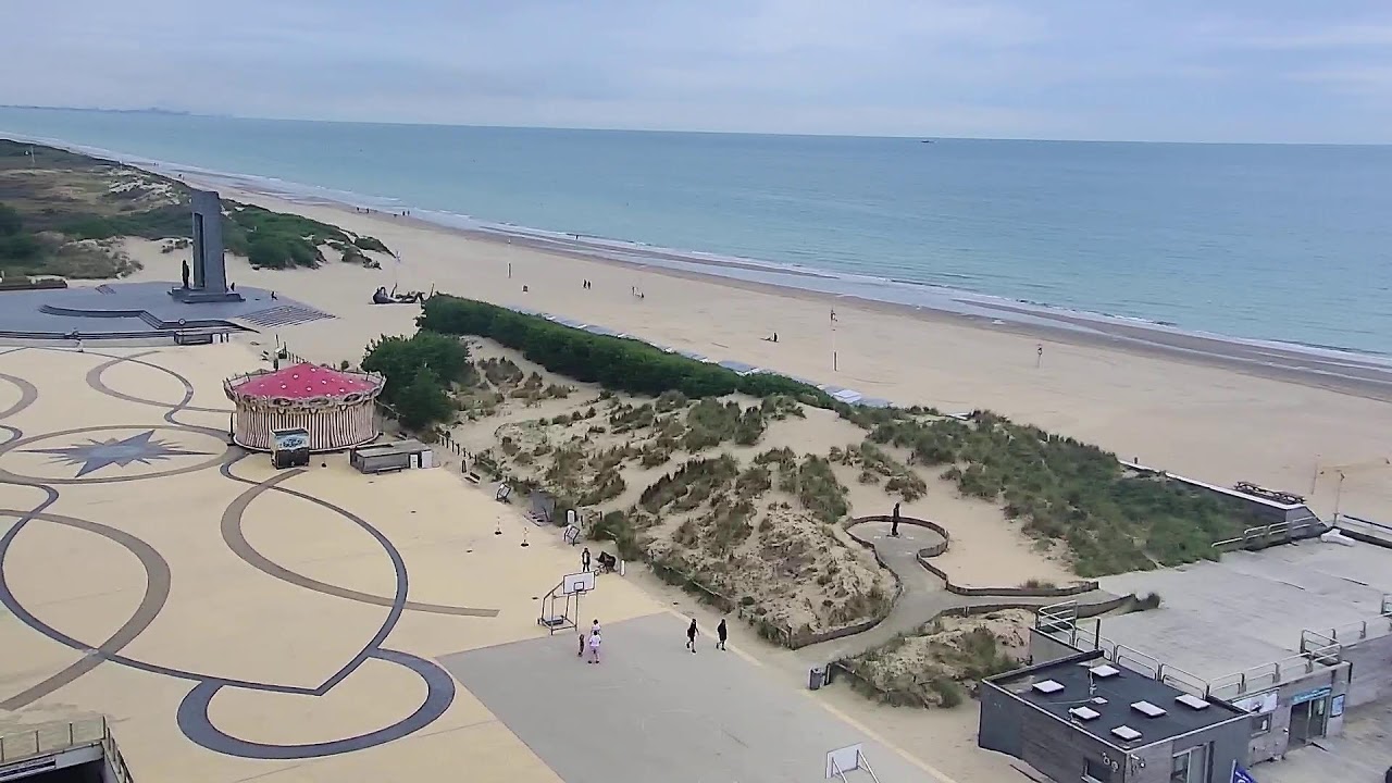 Live webcam view of Playa de De Panne, Mar del Norte