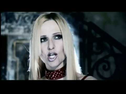 Nuša Derenda - Energy