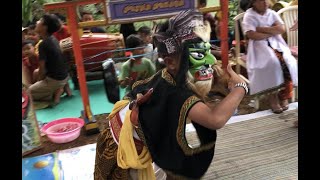 Download lagu Tari topeng wonosobo anak Cutang walang unggahan sluku-sluku bathok PUTRA BUDAYA JUNIOR mp3