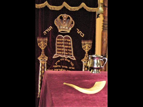 "ETZ HAYIM HI" (Tree of Life) "Eitz Chayim Hi"  עֵץ חַיִּים הִיא arranged for piano by Leah Ginzburg