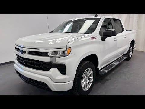 2024 Chevrolet Silverado 1500 Crew Cab Short Box 4-Wheel Drive RST in White for sale at Davis GMC Buick Lethbridge in Lethbridge, AB