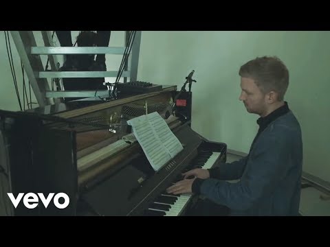 Ólafur Arnalds - Particles ft. Nanna Bryndís Hilmarsdóttir