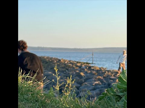 20 minutes of unreleased kurtains