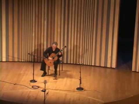 Eduardo Fernandez live at the Ibero-American Guitar Festival