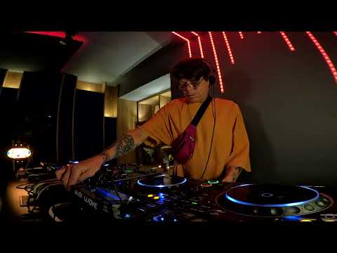 D Jaguar @ La Sala Audio Wave