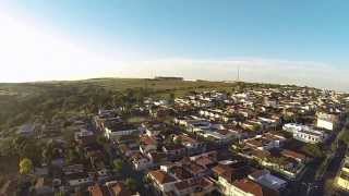 preview picture of video 'Vôo de Drone em Pederneiras  com Hexacóptero...'