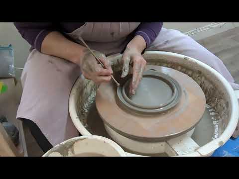 Watch Me Make a Butter Dish - Part 1 - Throwing the Base on the Potters Wheel