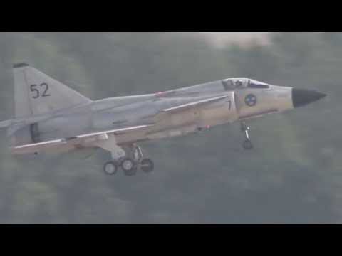 Dny NATO 2015 - Letová ukázka Viggen