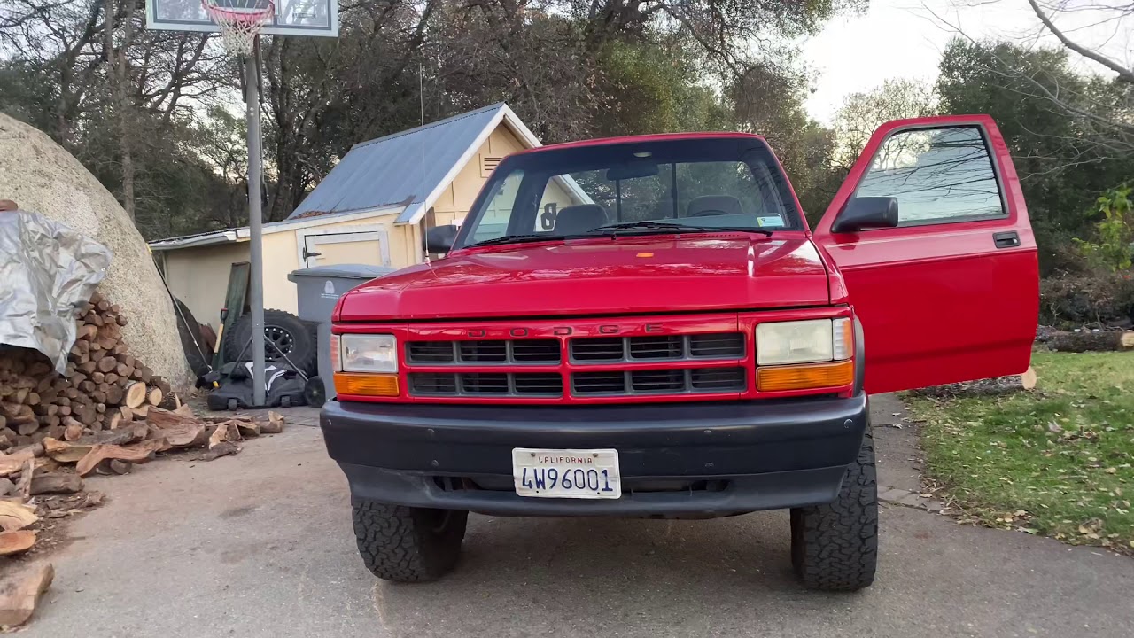 1994 Dodge Dakota Sport V8 Magnum | 1 year Review!