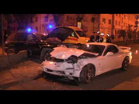 Попили кофейку и… джип забодали