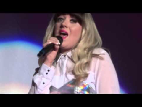 Leah McFall - Loving You - live Manchester 3 december 2013 - HD