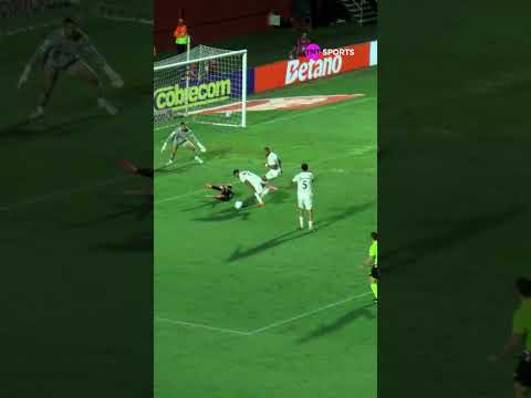 A JOGADA FOI MEIO GOL DO VITÓRIA! O PÊNALTI FOI SÓ PRA “COMPLETAR” A JOGADAÇA #shorts