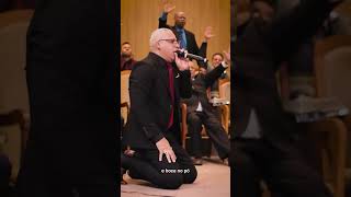 Postar tristeza nas redes sociais não muda a realidade… mas entregar o coração a Deus transforma