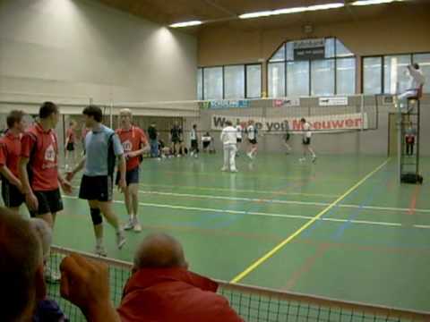 De Meeuwen H1   Rovoc H1 06 03 2010 deel 4 5 mpeg