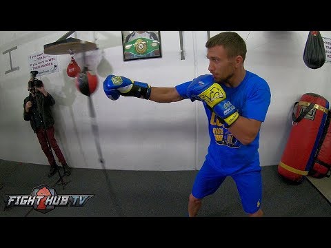 VASYL LOMACHENKO SHOWS MASTERFUL DISPLAY OF JAB ON DOUBLE END BAG - GO PRO VIDEO