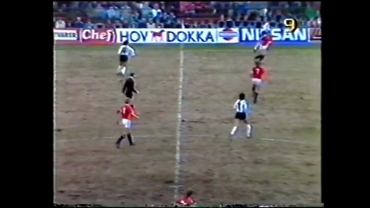 Diego maradona vs norway 1986 | All touches
