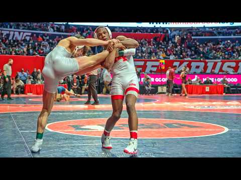 126 2A – Lorenzo Frezza {G} of Stevenson IL vs. Vincent Robinson {R} of Homewood-Flossmoor IL