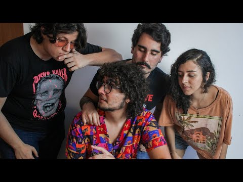 A Dama - Hóspedes da Rua Rosa