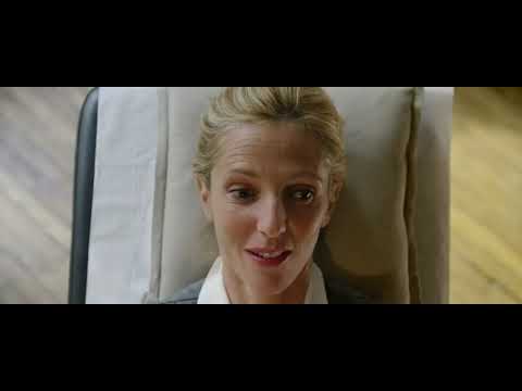 9 Mois Ferme (2013) - pregnant scene 1