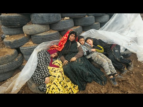 The battle against the cold, the mother and children, caught in the storm, who will win?