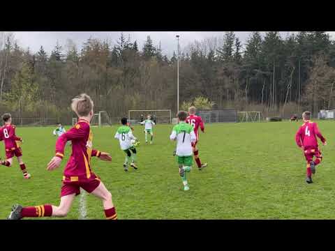 Easter open tournament dag 1 wedstrijd 2 DOSKO'32 JO13 - BSC'68 JO13-1