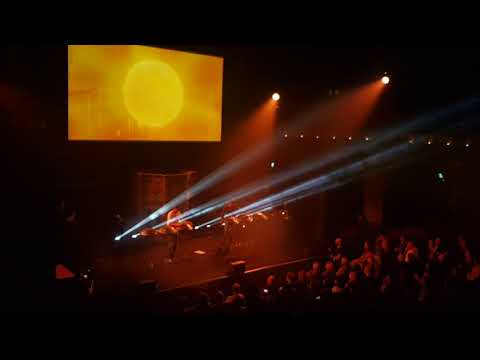 Hang Massive "The secret kissing of the Sun and Moon" live in London 08.09.2018