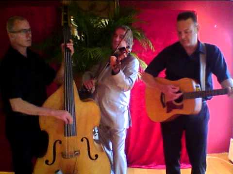 Trio Royal - Dirty Old Town