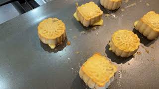Quick and easy mooncakes