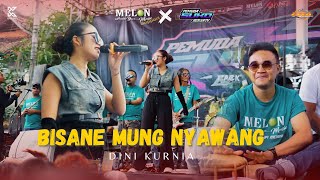 Download lagu BISANE MUNG NYAWANG - DINI KURNIA || MELON MUSIC LIVE PEMUDA SUKO BERSATU mp3