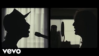 Leiva - Caída Libre (Video Oficial) ft. Robe