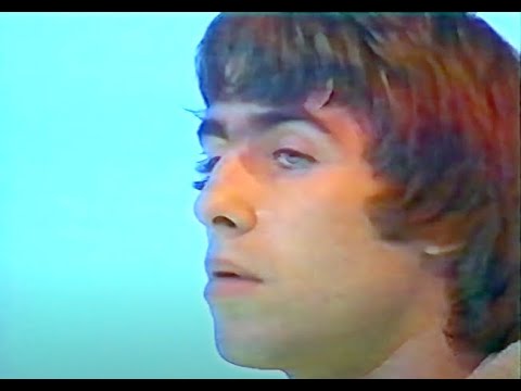 Oasis - Acquiesce - The Best Live Version HD