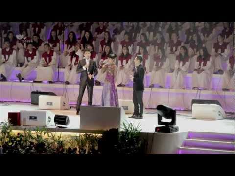 Putri Ayu, Daniel Christianto, Christian Bautista - Feliz Navidad, How Great Thou Art