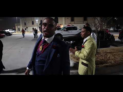 “Ralo Tha Pimp” Fellowshippin🥂 wit a few of My Gentlemen Friends for my P Day!!! #KickinDaBooBoo💩