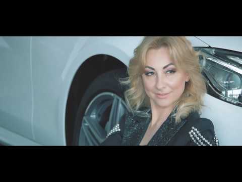 Лена Дарк - Съемка для Mercedes Benz