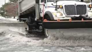 preview picture of video 'City Snow Plows Ready For Winter'